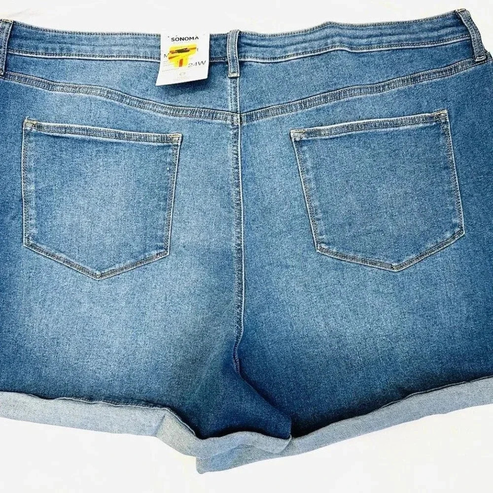 NWT SONOMA Women High Rise Blue Rolled Cuff Distressed Denim Mom Shorts Plus 24W - Picture 2 of 5